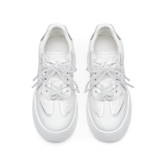 Sneakers - Pearl Laces Chunky Sole Sneaker